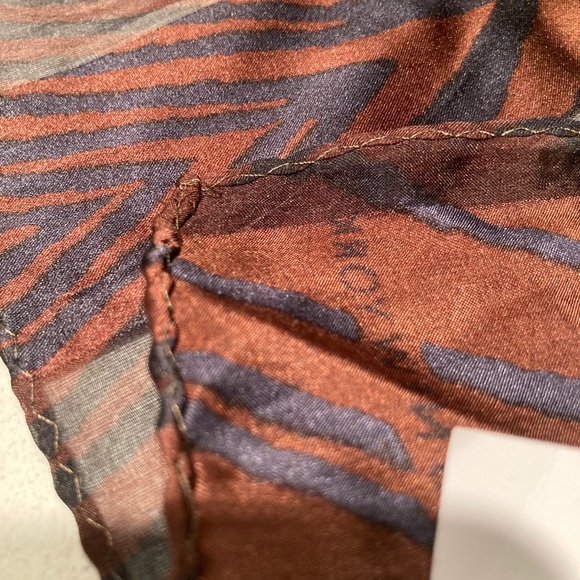 💙NEW Jones New York Silk Scarf - Picture 4 of 6